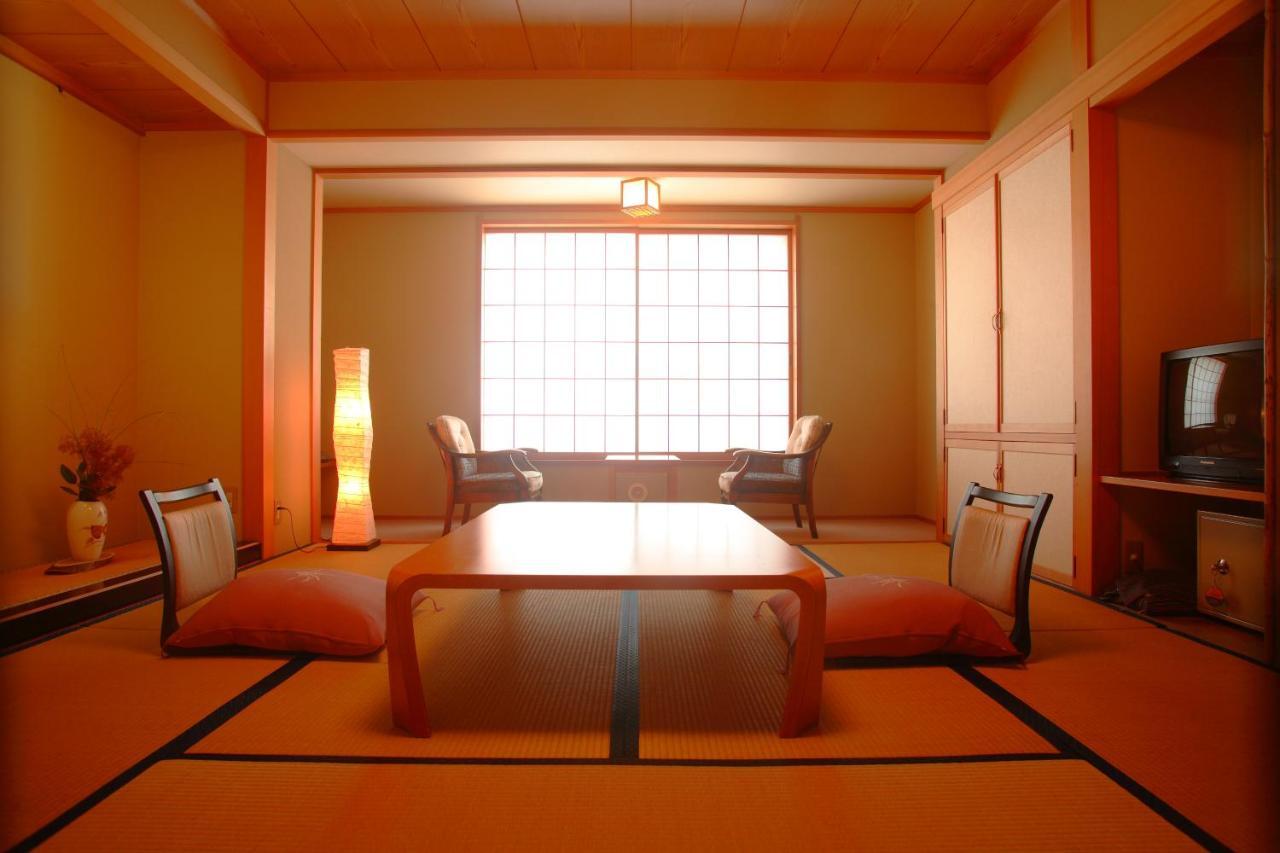 Sakaeya Yamanouchi (Nagano)